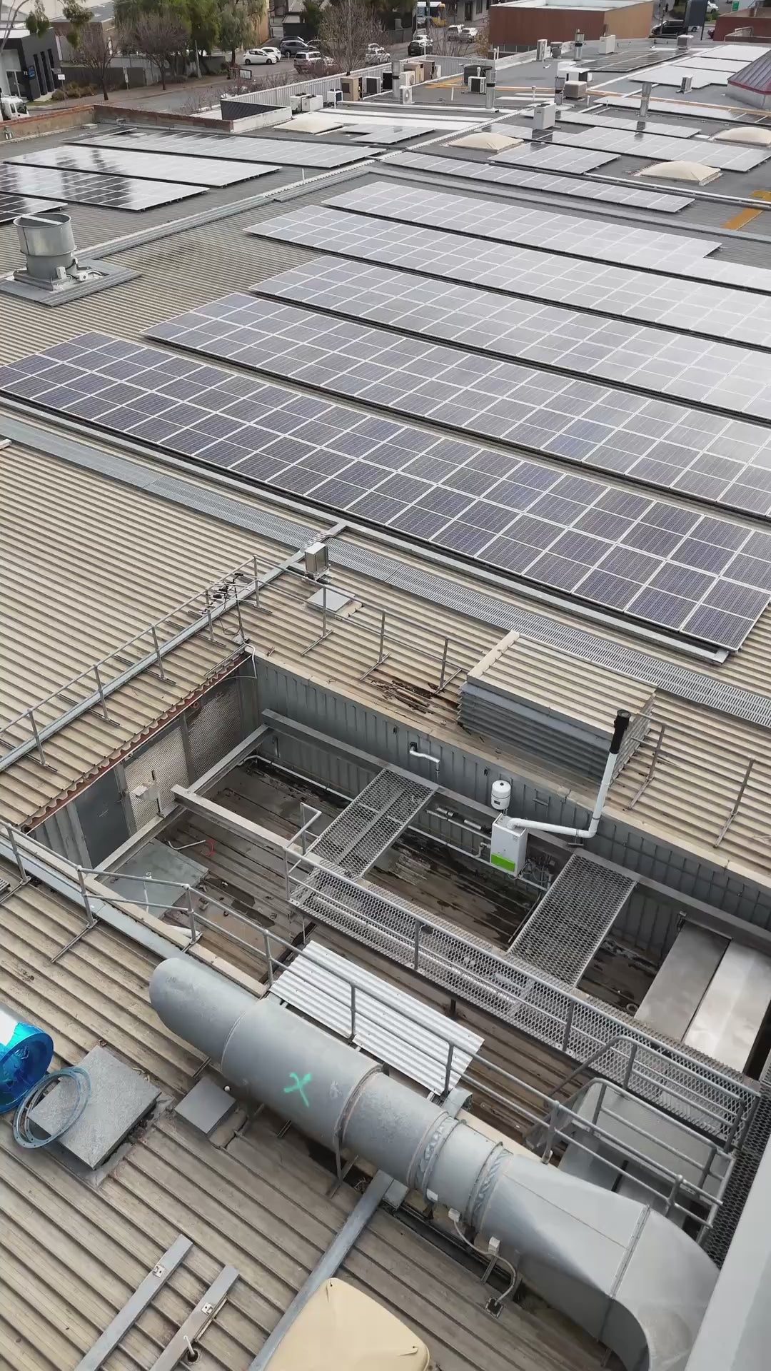 Coles Local at The Avenues construction video